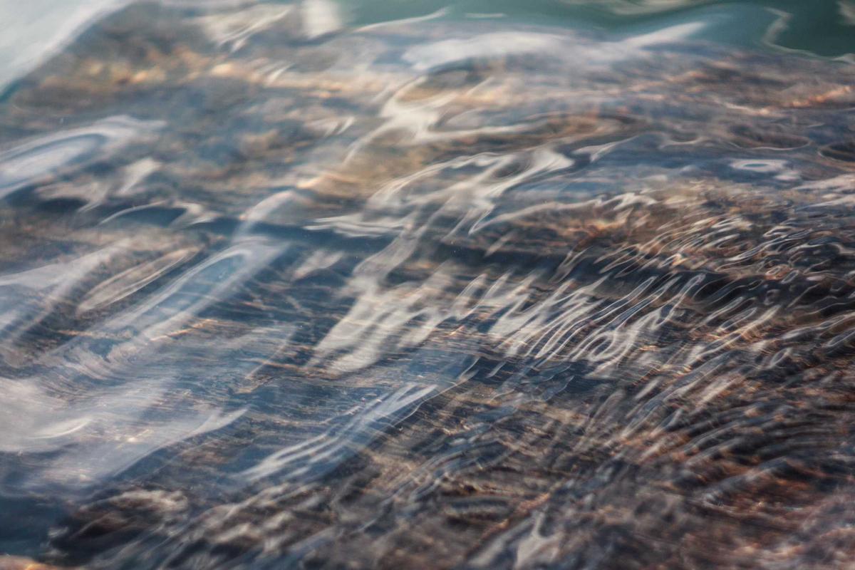 线性灯洗墙效果揭秘：3分钟搞懂它如何让家“高级感”翻倍